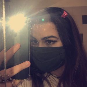 Meet your Posher, Julia